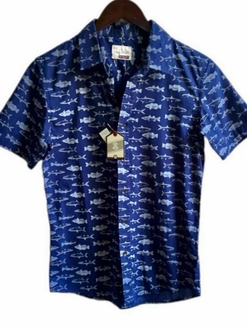Sovereign Code Navy Blue Shark Print Button Down Short Sleeve Shirt Size Large